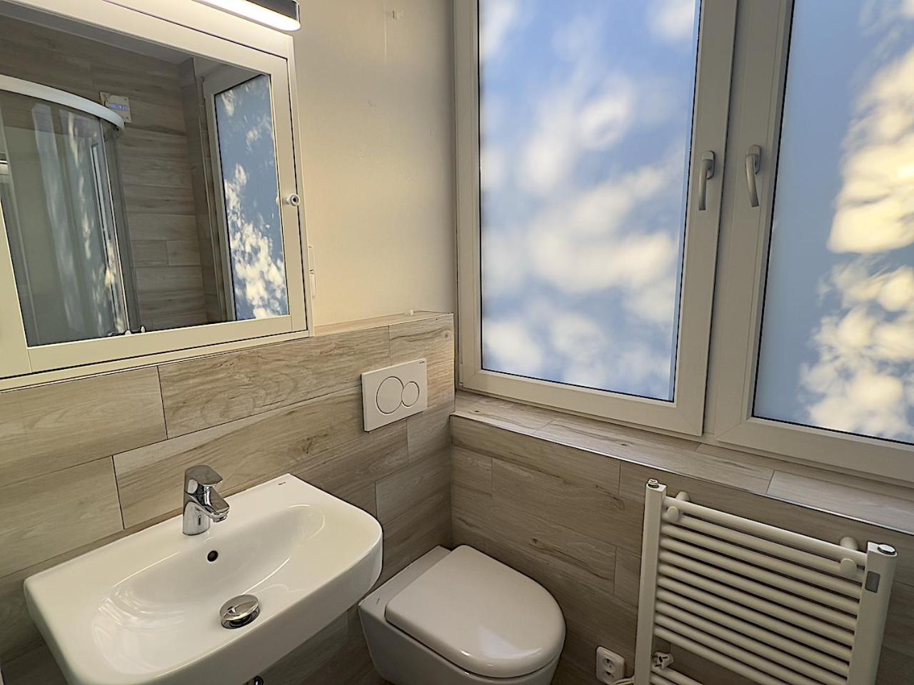Apartments 4U: Kampus Upstairs Hradec Králové Екстериор снимка