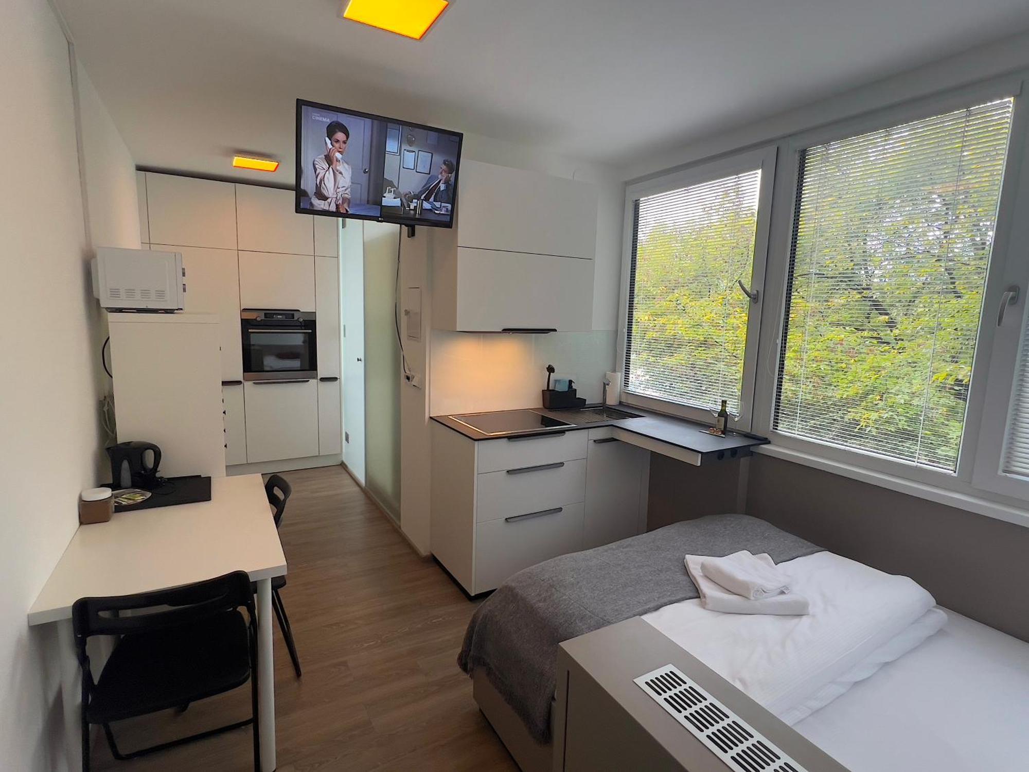 Apartments 4U: Kampus Upstairs Hradec Králové Екстериор снимка